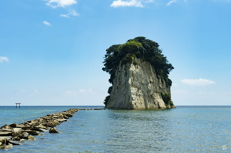 見附島